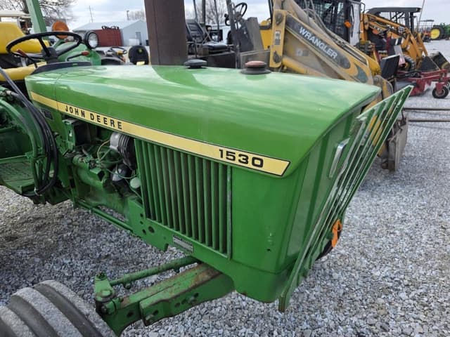 Image of John Deere 1530 equipment image 1