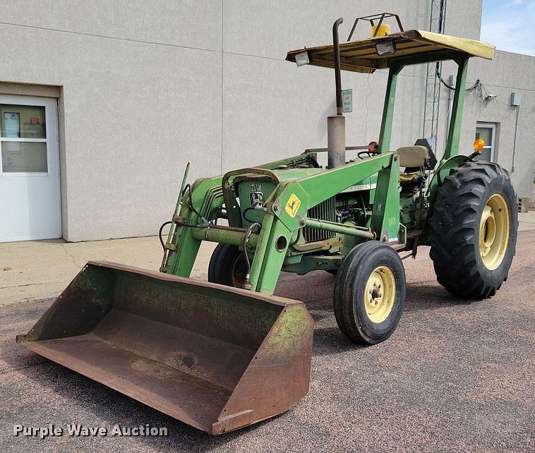 Image of John Deere 1530 Primary image