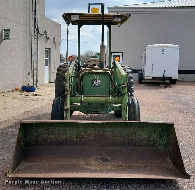 Image of John Deere 1530 equipment image 1