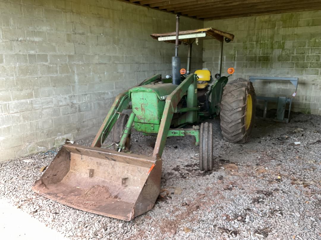 Image of John Deere 1530 Primary image