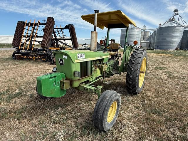 Image of John Deere 1530 equipment image 1