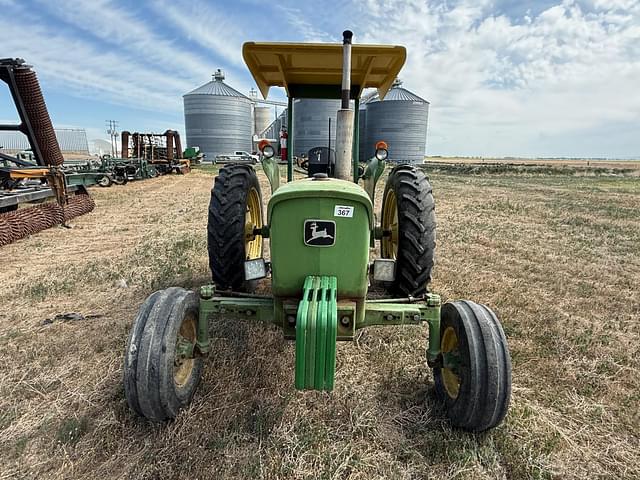 Image of John Deere 1530 equipment image 2