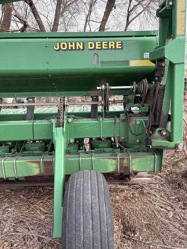 Image of John Deere 1535 equipment image 1