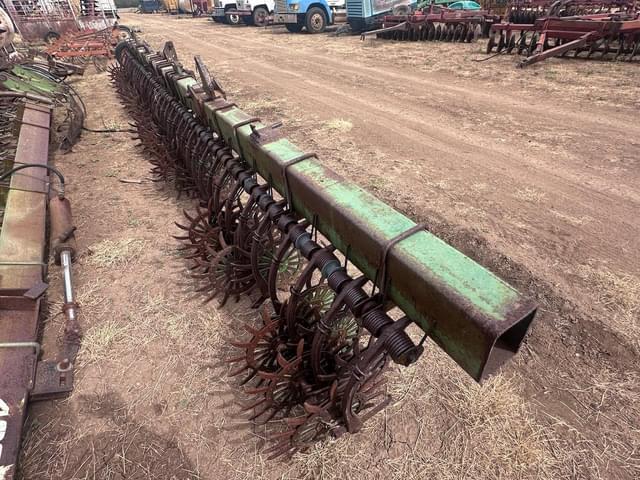 Image of John Deere 400 equipment image 4