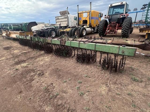 Image of John Deere 400 equipment image 1