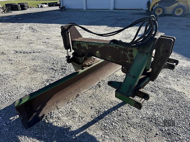 Image of John Deere 155 equipment image 4