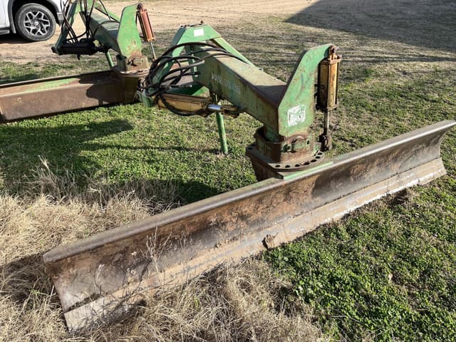 Image of John Deere 155 equipment image 3