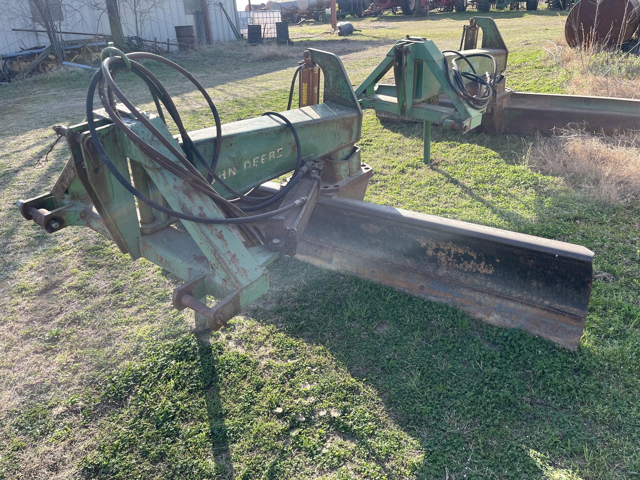 John Deere 155 Equipment Image0