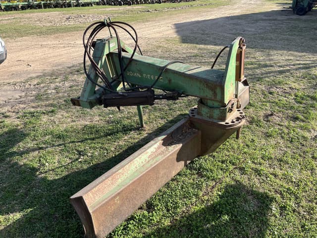 Image of John Deere 155 equipment image 3