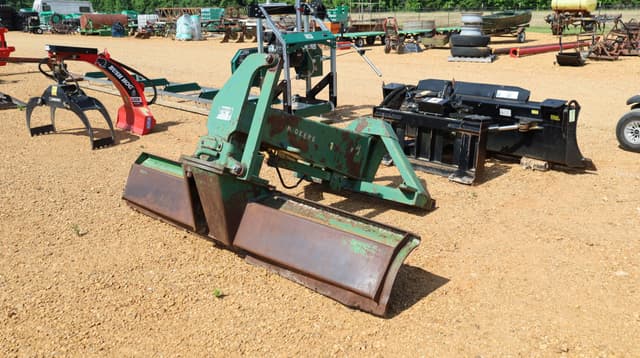 Image of John Deere 155 equipment image 1