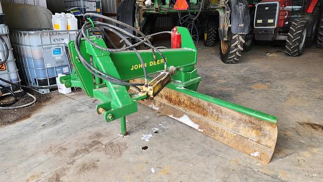 Image of John Deere 155 equipment image 4