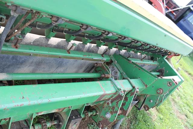 Image of John Deere 1550 equipment image 4