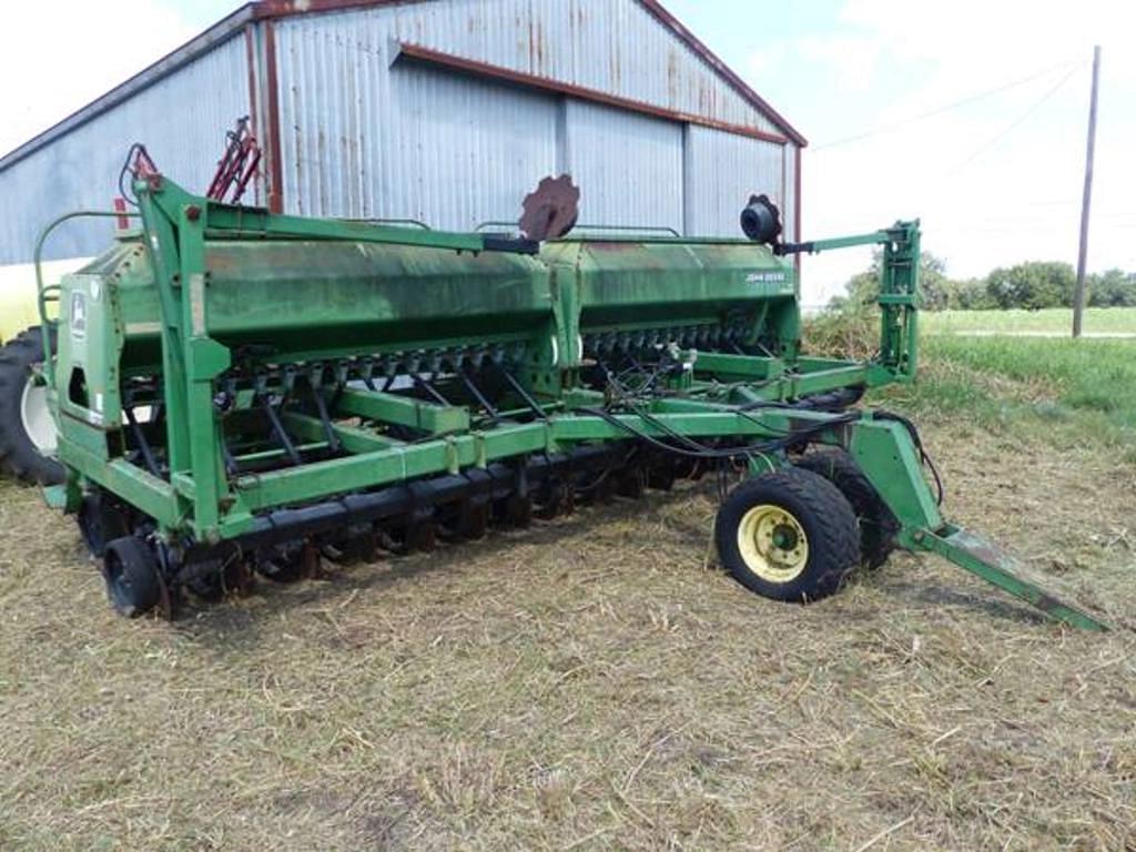 Image of John Deere 1560 Primary image