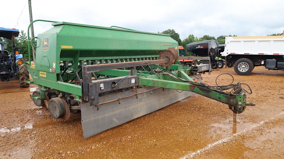 Image of John Deere 1560 Primary image