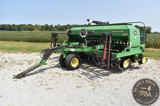 Image of John Deere 1560 equipment image 2