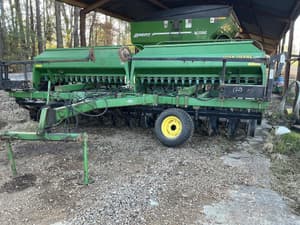 John Deere 1560 Image