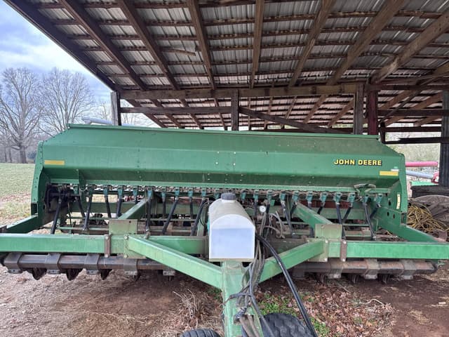 Image of John Deere 1560 equipment image 2