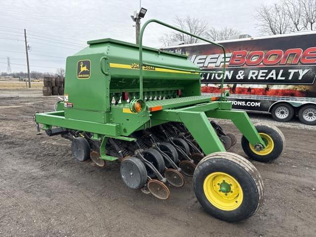 Image of John Deere 1560 equipment image 1