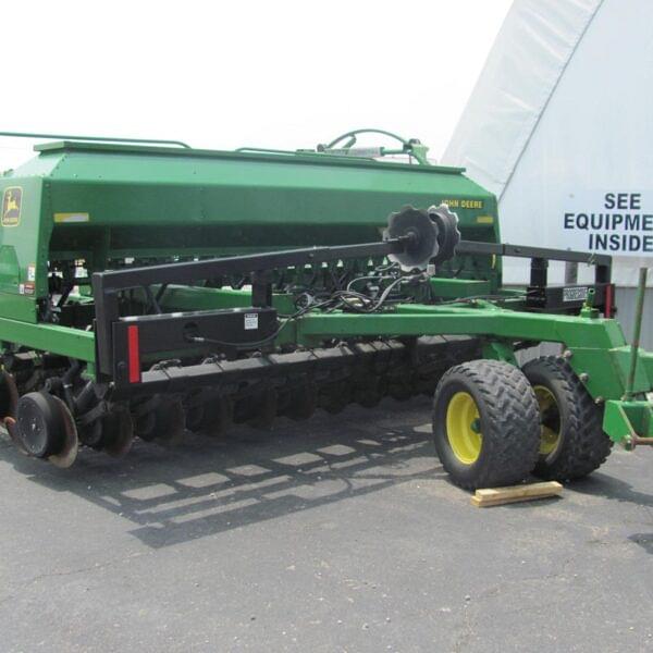 Image of John Deere 1560 Primary image