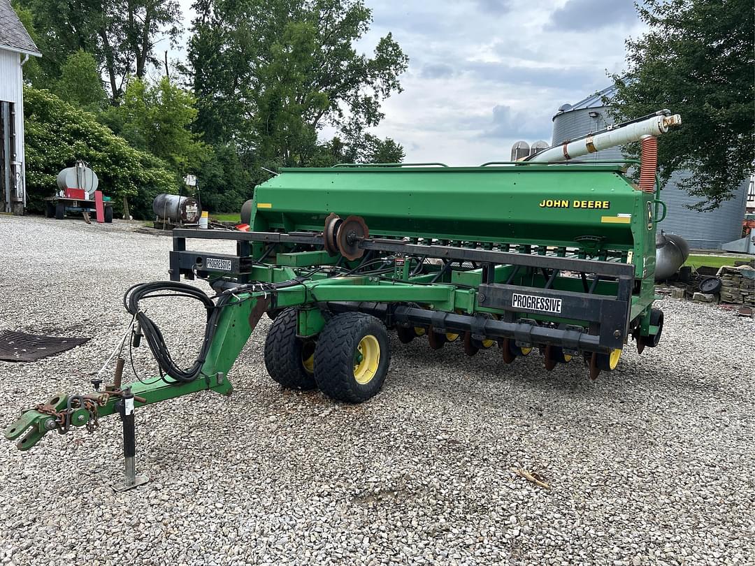 Image of John Deere 1560 Primary image