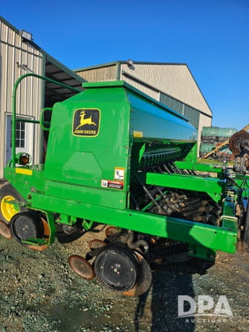 Image of John Deere 1560 equipment image 3