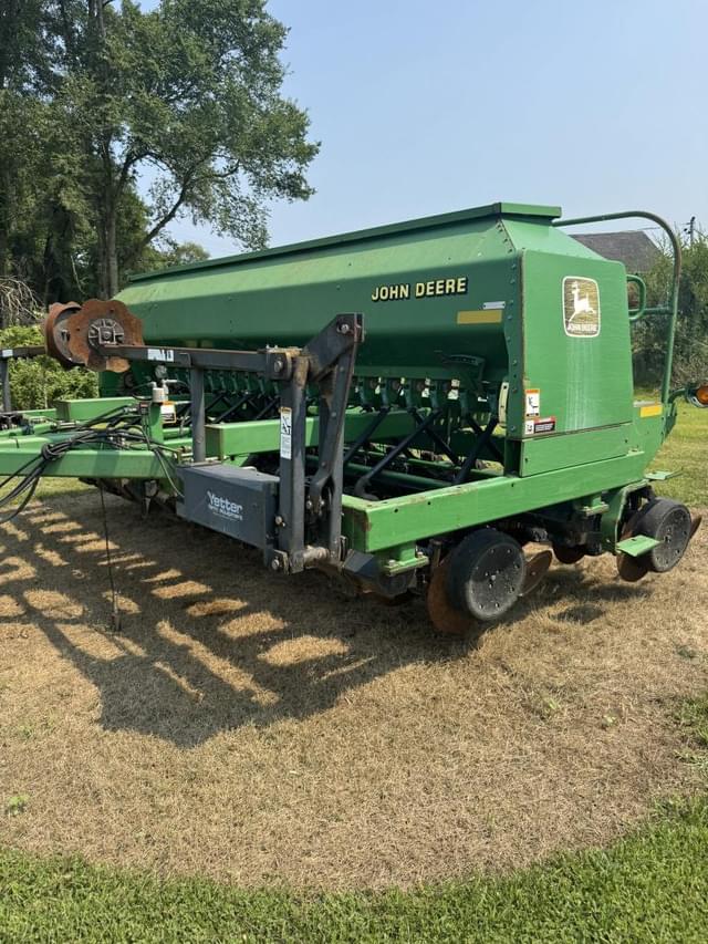 Image of John Deere 1560 equipment image 4