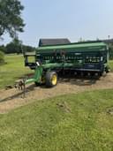 2001 John Deere 1560 Image