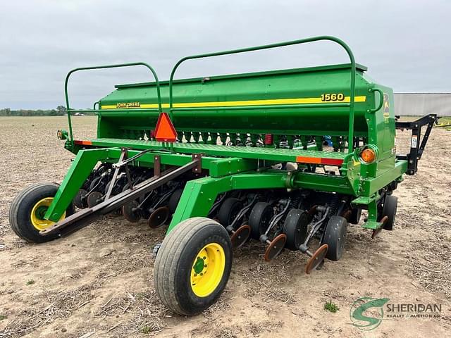 Image of John Deere 1500 equipment image 2
