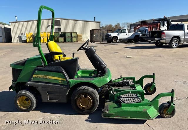 Image of John Deere 1570 equipment image 3