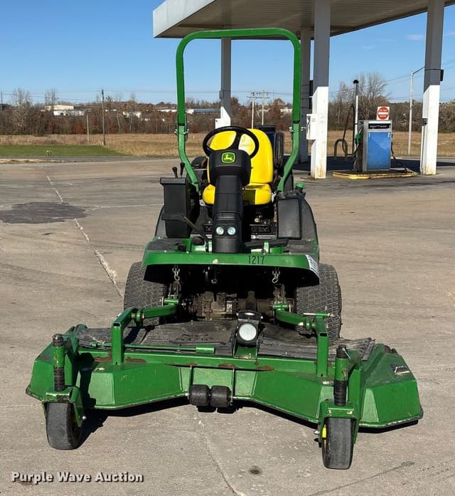Image of John Deere 1570 equipment image 1