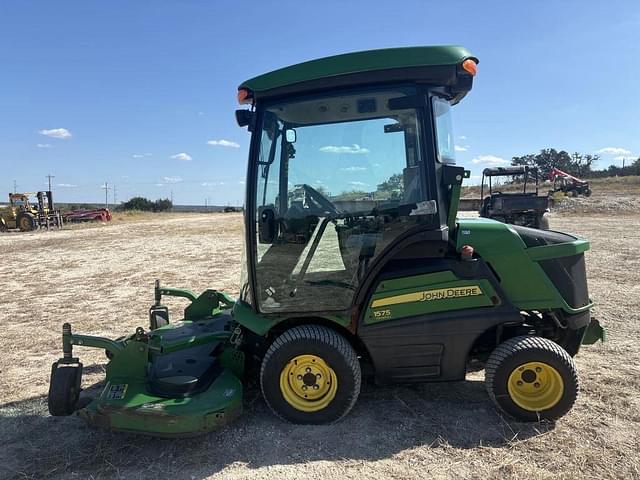 Image of John Deere 1575 equipment image 1