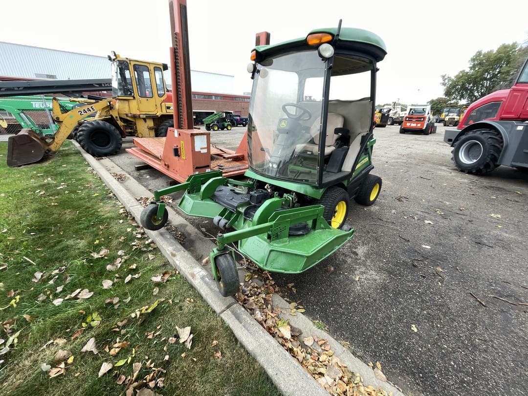 Image of John Deere 1575 Primary image