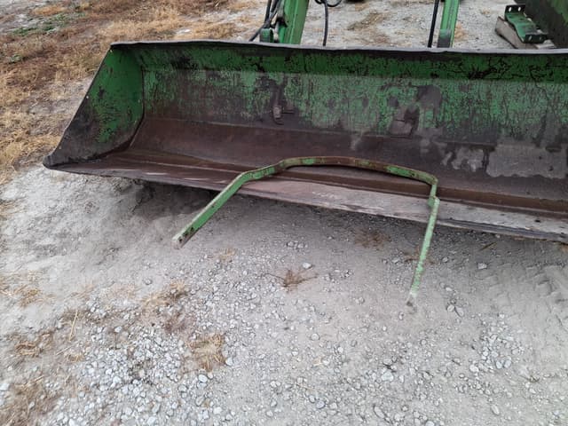 Image of John Deere 158 equipment image 1