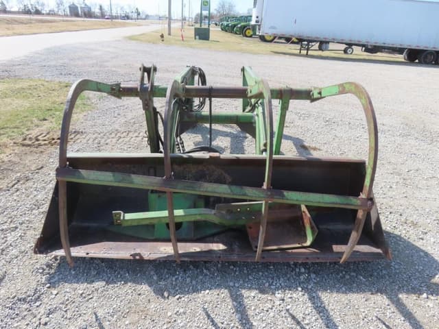 Image of John Deere 158 equipment image 1