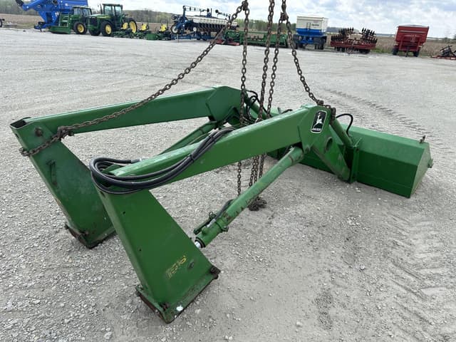 Image of John Deere 158 equipment image 4