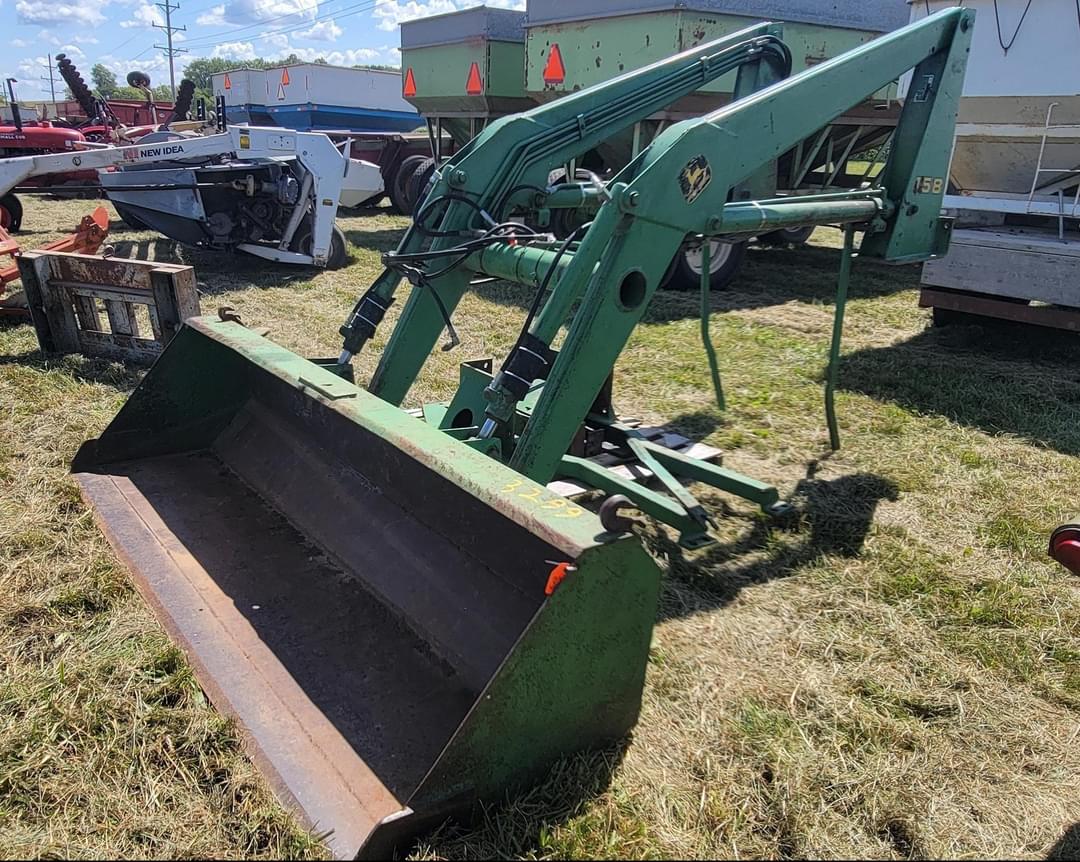 Image of John Deere 158 Image 0