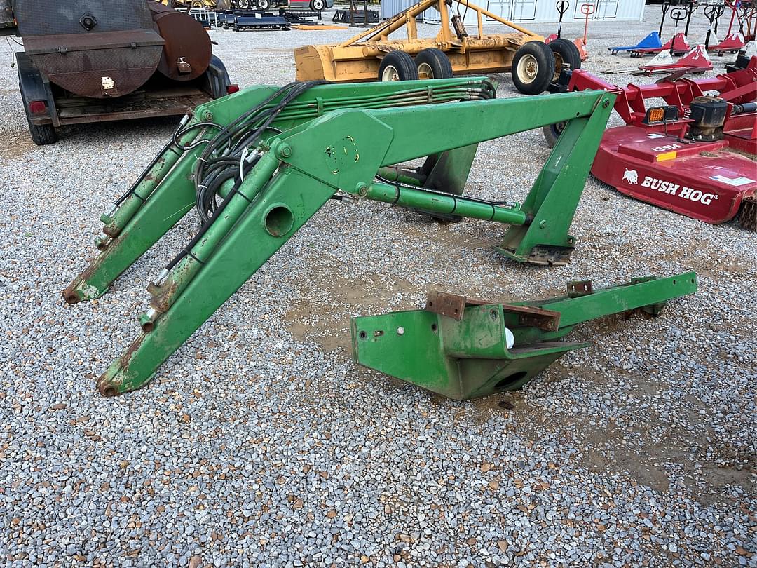 Image of John Deere 158 Primary image