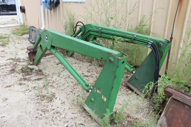 Image of John Deere 158 equipment image 1