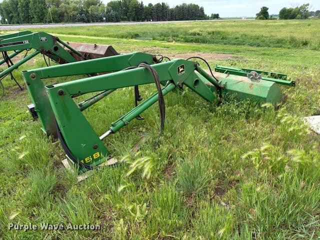Image of John Deere 158 equipment image 4