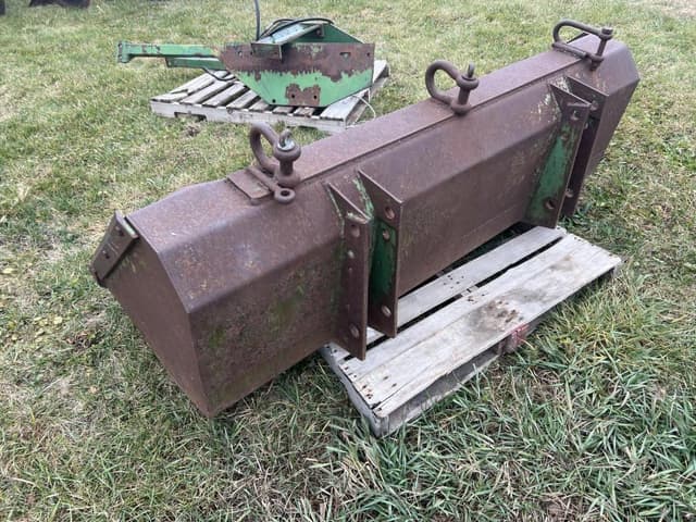 Image of John Deere 158 equipment image 3