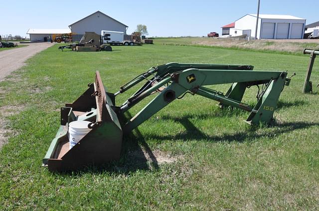 Image of John Deere 158 equipment image 3