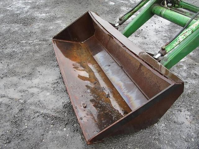 Image of John Deere 158 equipment image 4