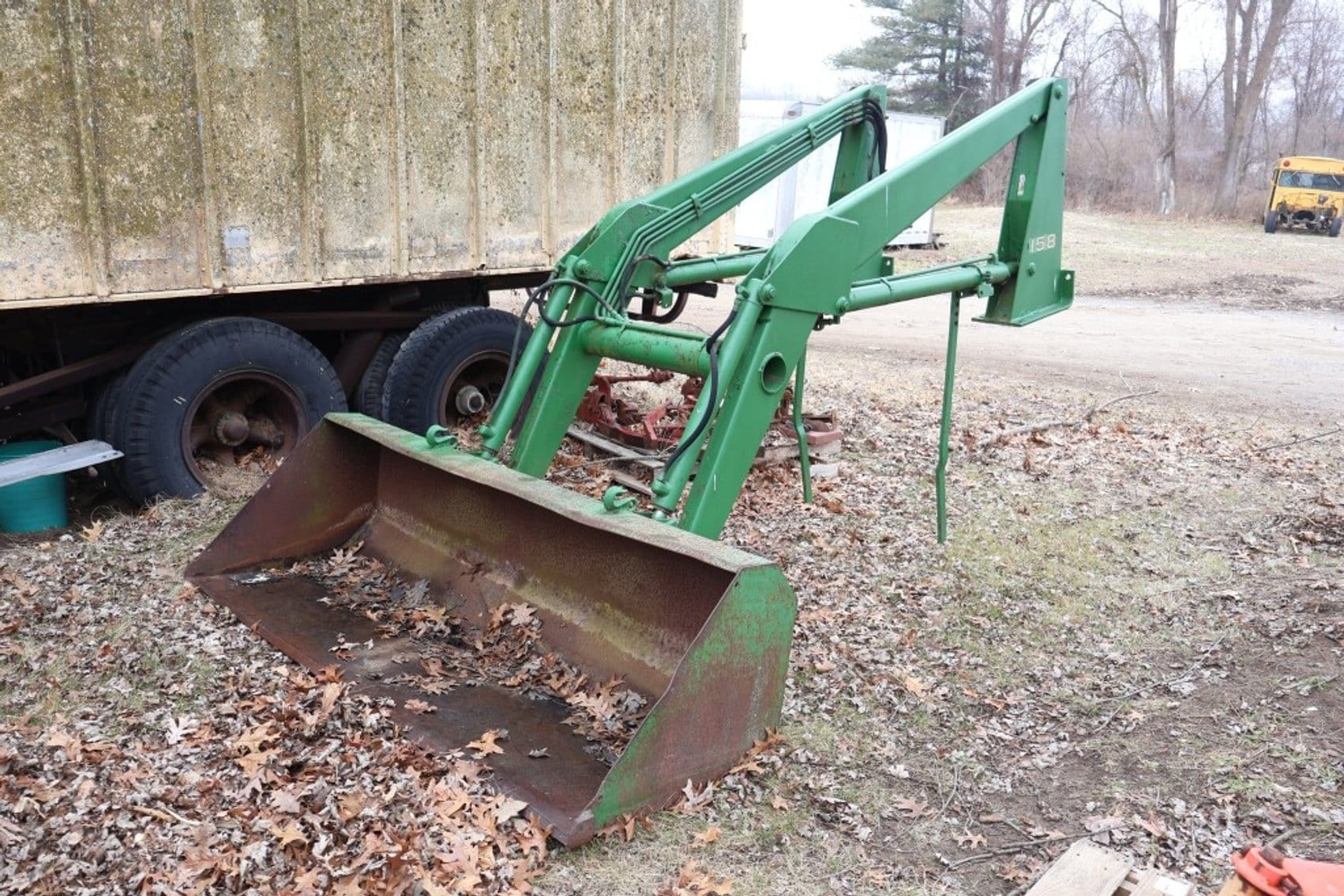 John Deere 158 Equipment Image0