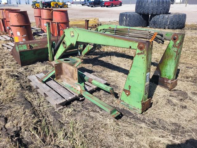Image of John Deere 158 equipment image 1