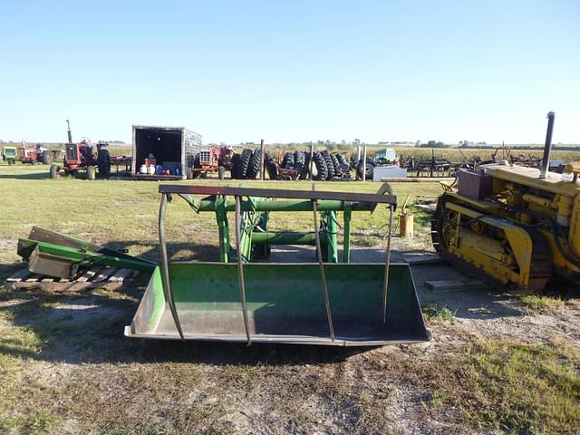 Image of John Deere 158 equipment image 3