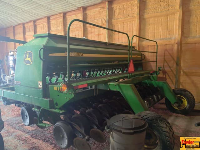 Image of John Deere 1590 equipment image 2