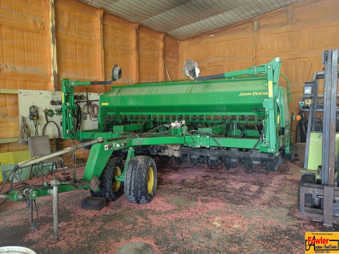 Image of John Deere 1590 Primary image