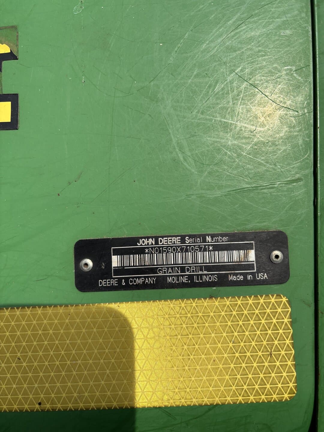 Image of John Deere 1590 Image 1