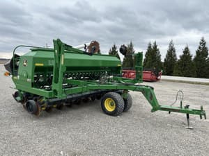 John Deere 1590 Image