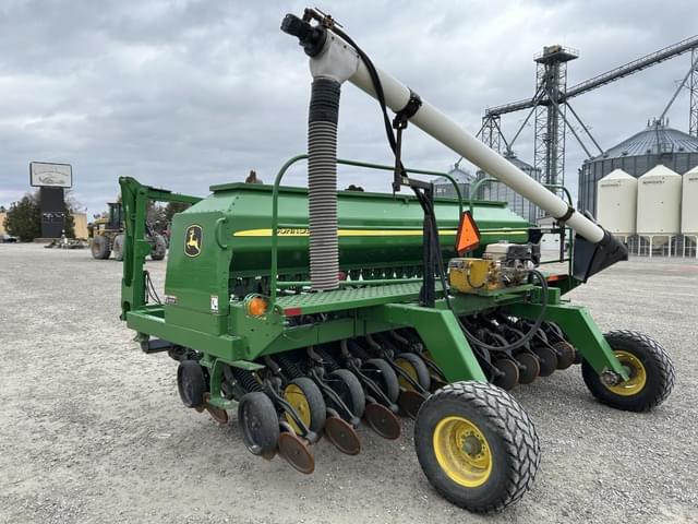 Image of John Deere 1590 equipment image 3